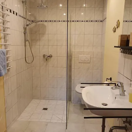 Apfelhof * Grundshagen